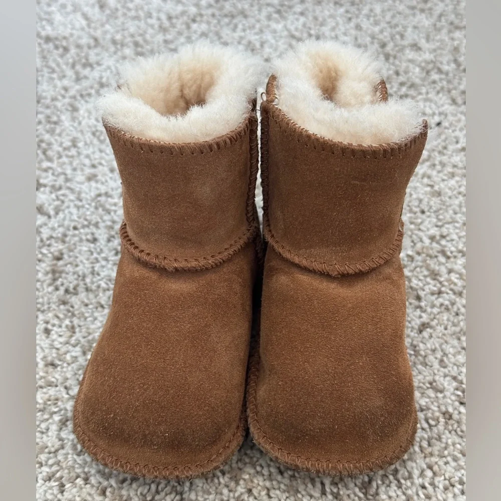 UGG Australia Brown unisex Baby Erin Booties